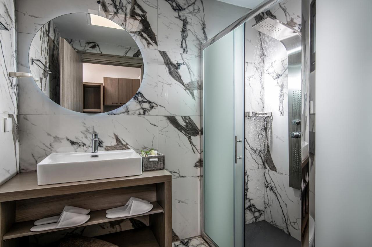 Ebenus Suites "Adults Only" By Checkin Goúvai Ngoại thất bức ảnh